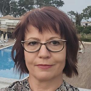 Profile picture for user elena