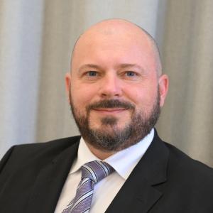 Profile picture for user zsehanov